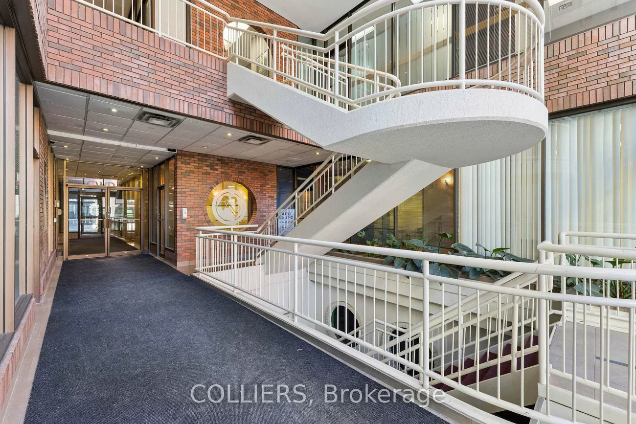 21, Queen, Downtown Brampton, Brampton