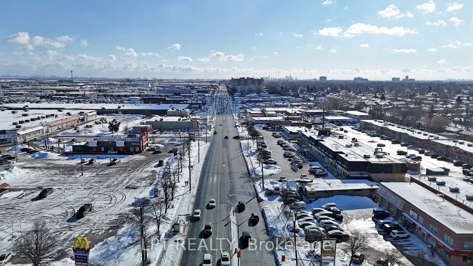 83, Kennedy, Brampton East, Brampton