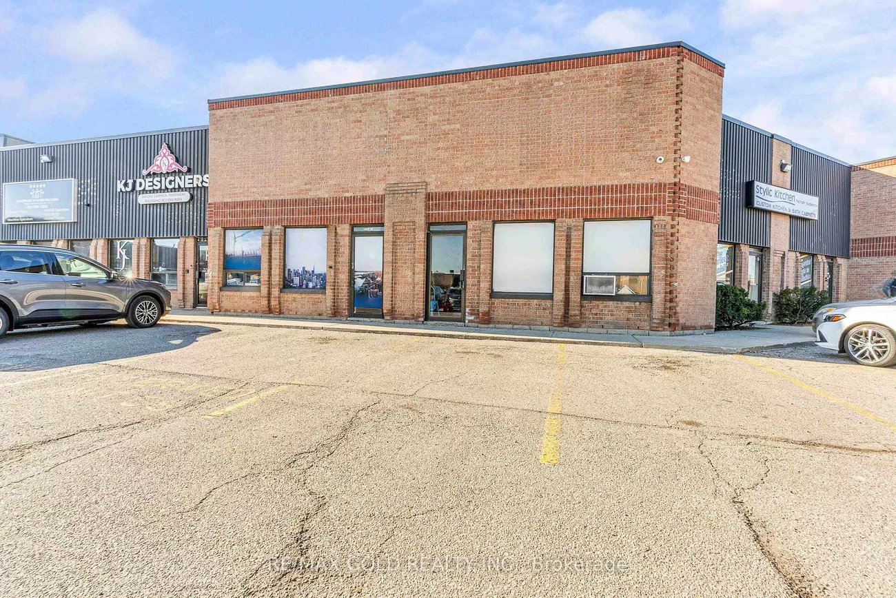 173, Advance, Steeles Industrial, Brampton