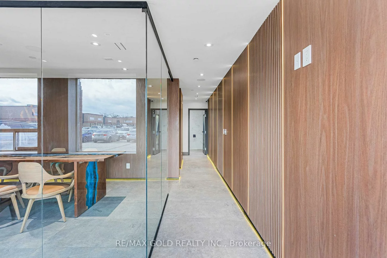 173, Advance, Steeles Industrial, Brampton