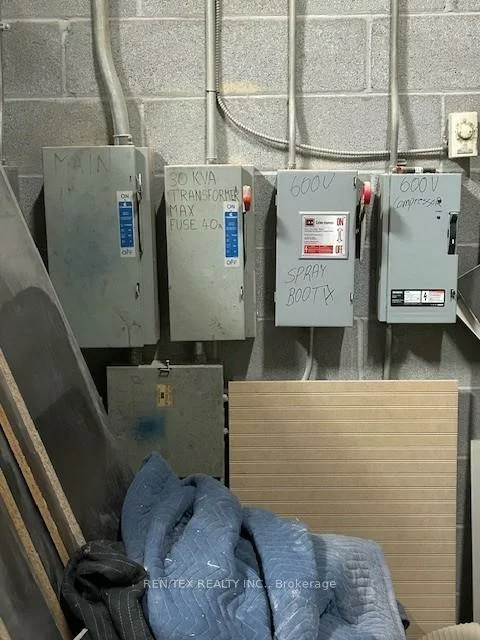 2053, Williams, Gore Industrial North, Brampton