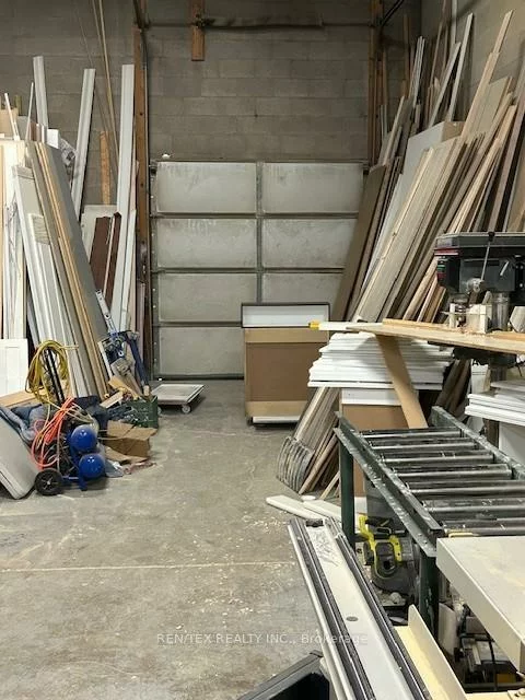 2053, Williams, Gore Industrial North, Brampton