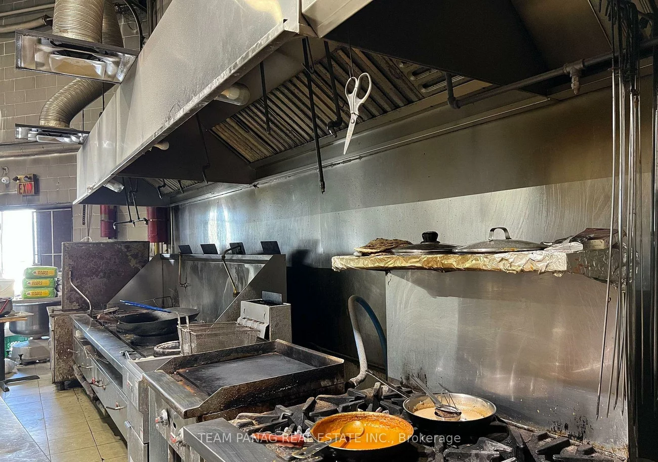 284, Orenda, Bramalea West Industrial, Brampton