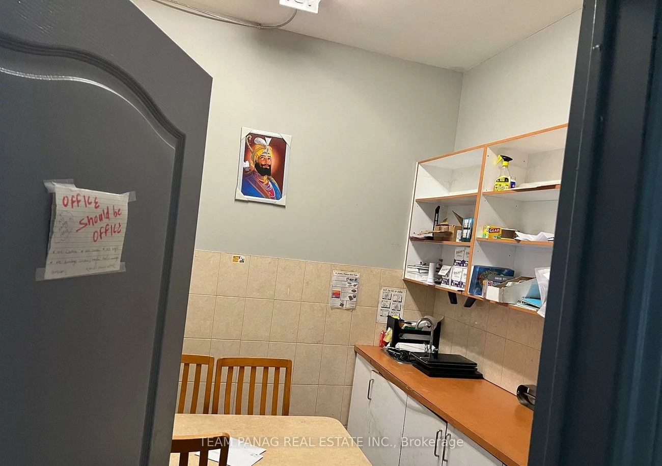 284, Orenda, Bramalea West Industrial, Brampton