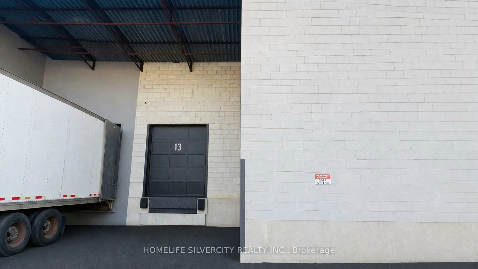 2084, Steeles, Southgate, Brampton