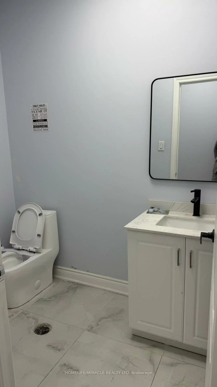 101, Glidden, Bramalea West Industrial, Brampton