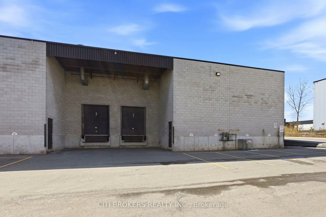 2074, Steeles, Southgate, Brampton