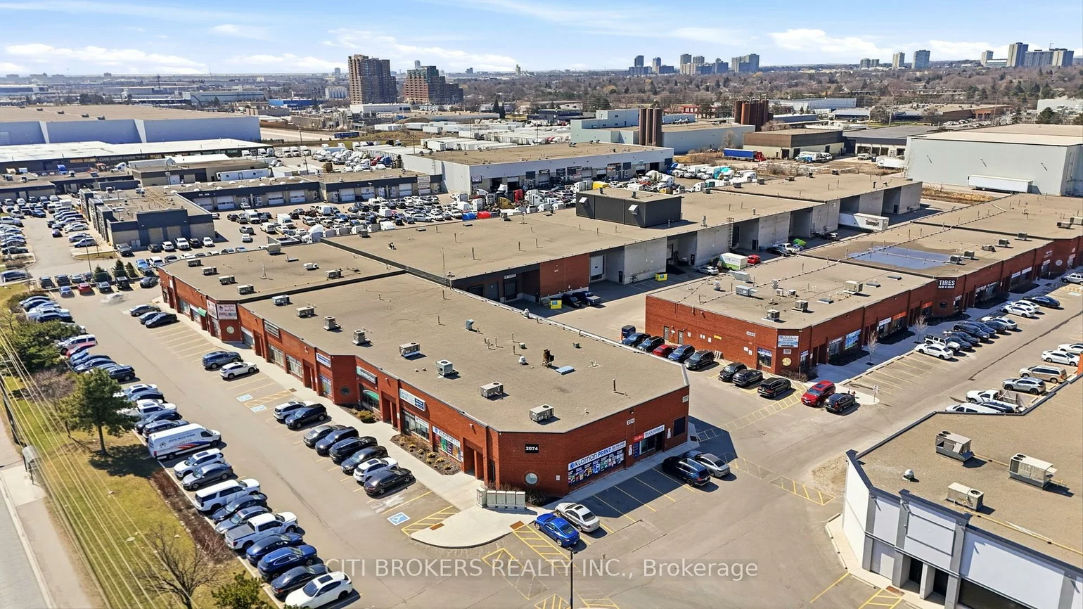 2074, Steeles, Southgate, Brampton