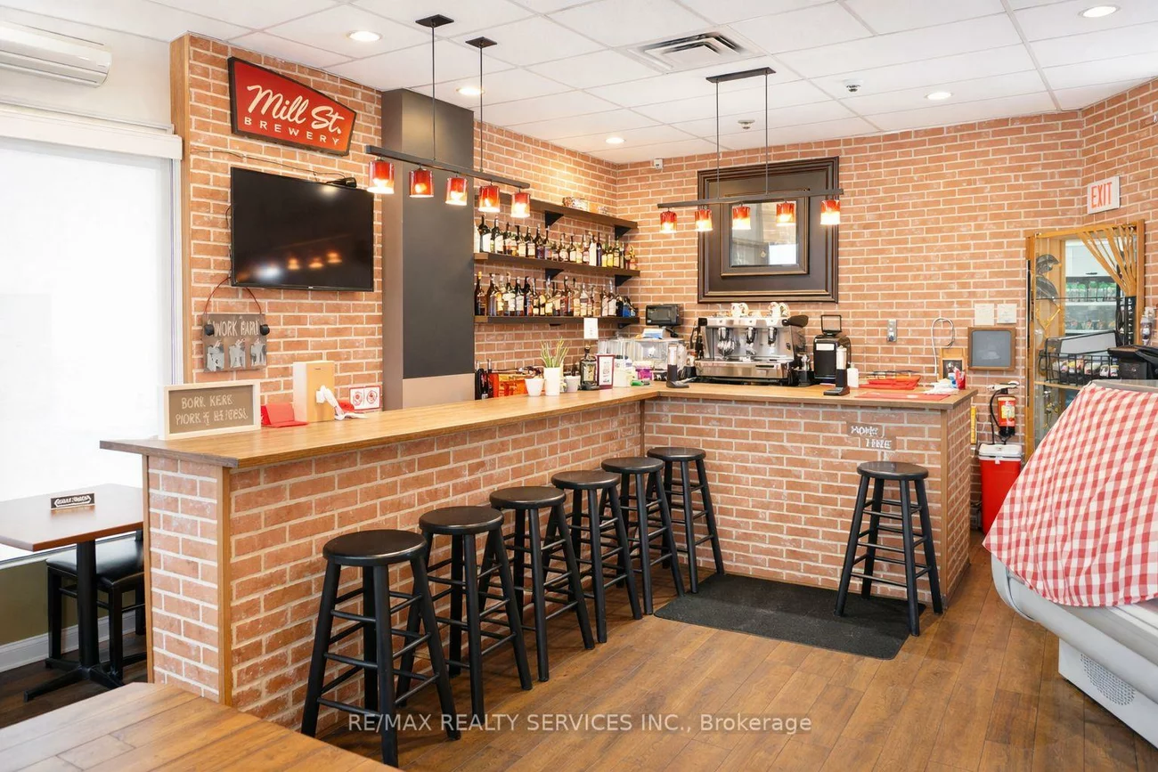 19, Kenview, Parkway Belt Industrial Area, Brampton