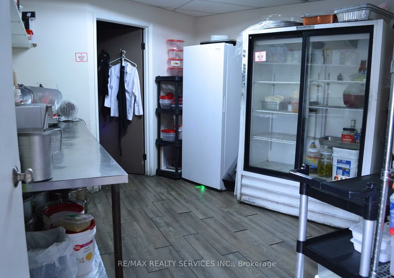 19, Kenview, Parkway Belt Industrial Area, Brampton