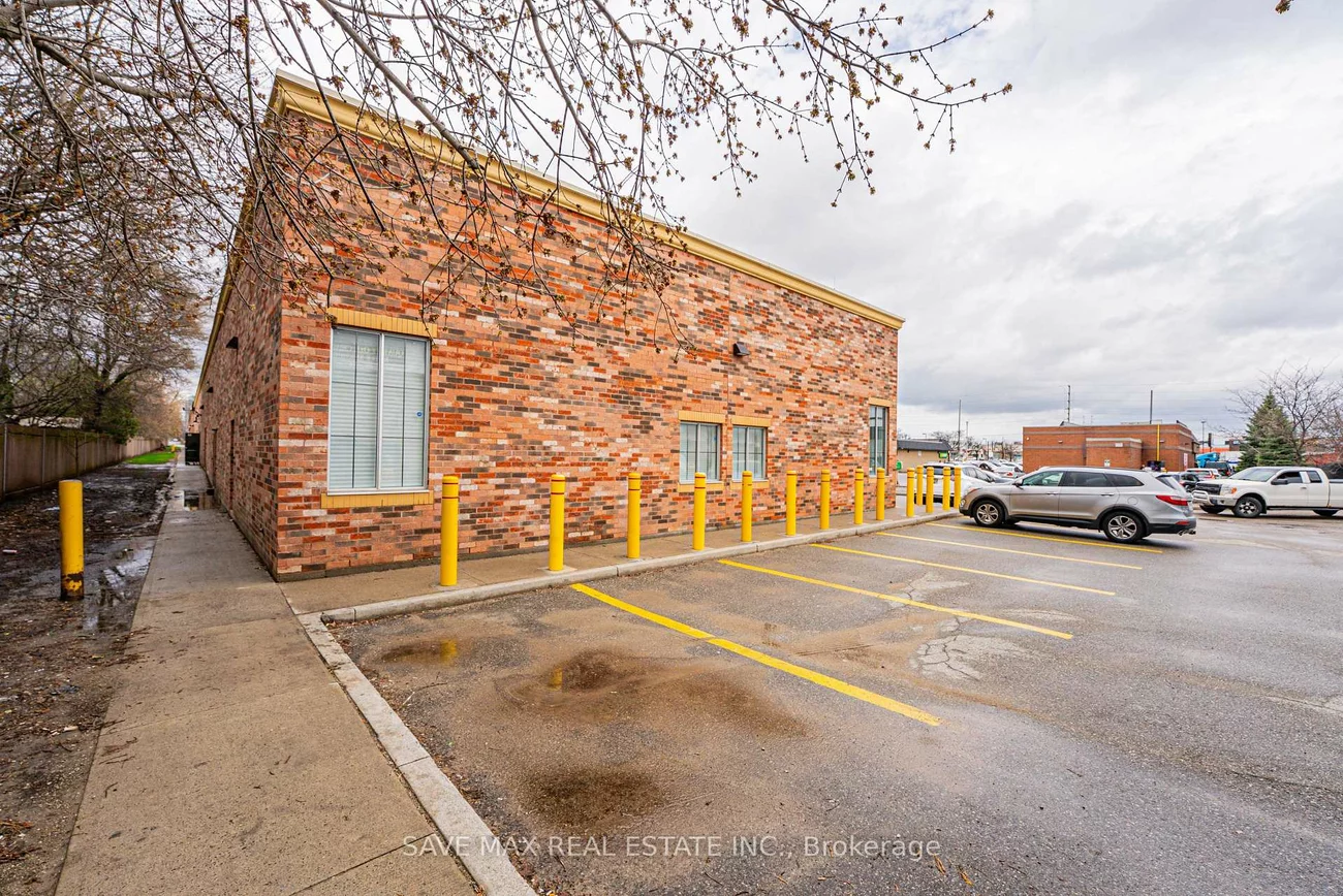 145, Clarence, Brampton East, Brampton