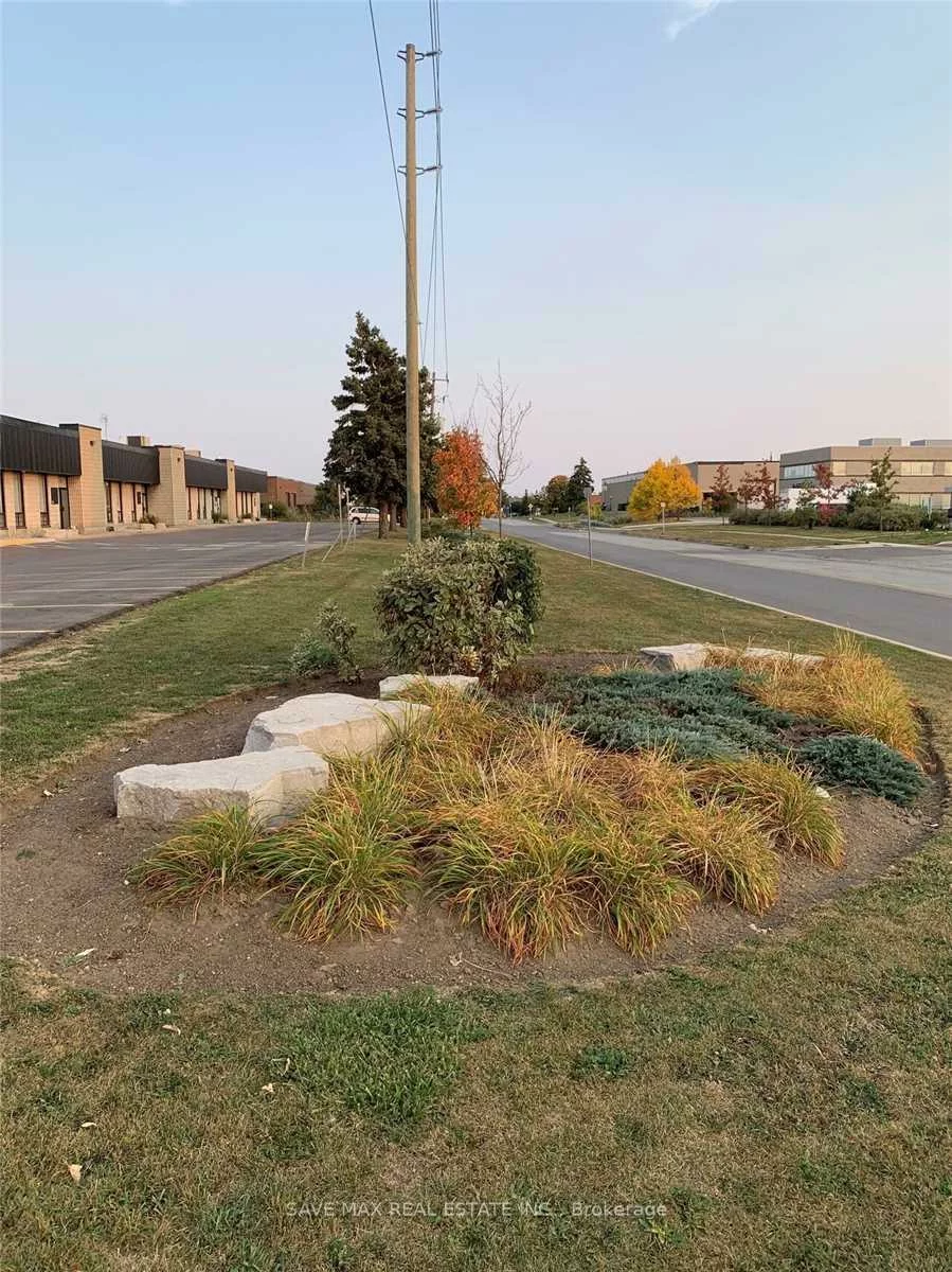 173, Glidden, Bram East, Brampton