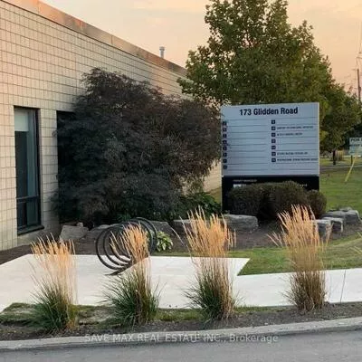 173, Glidden, Bram East, Brampton