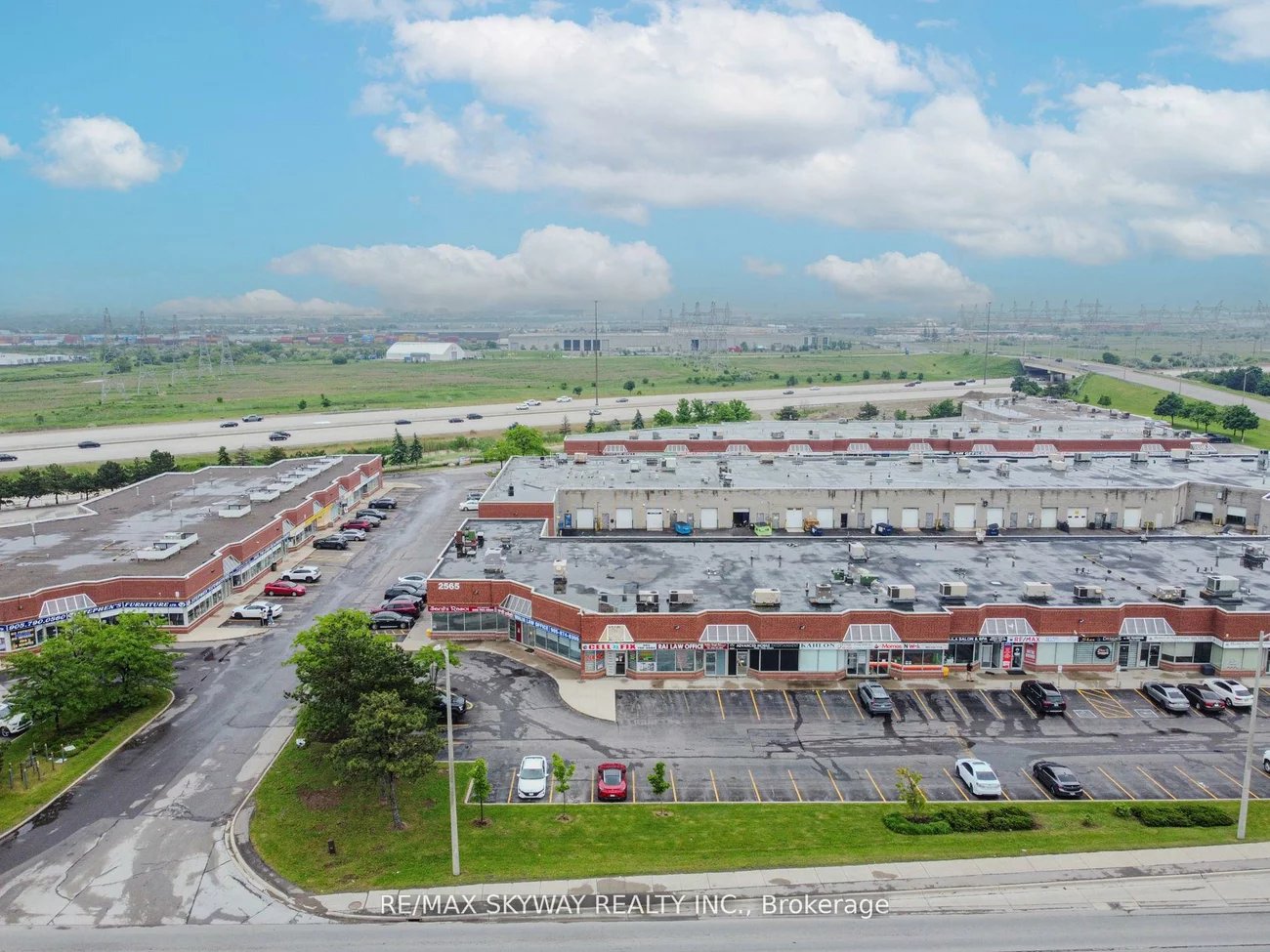 2565, Steeles, Steeles Industrial, Brampton