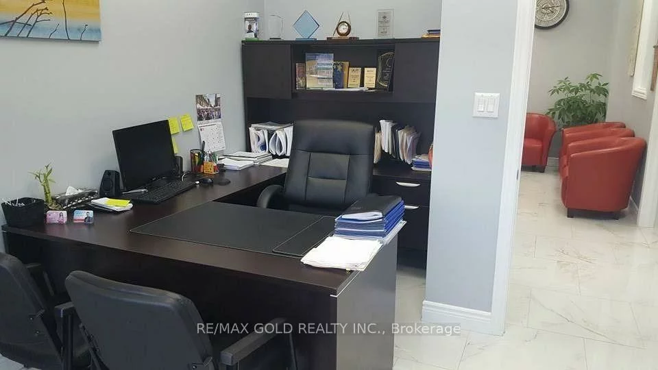 20, Maritime Ontario, Airport Road/ Highway 7 Business Centre, Brampton