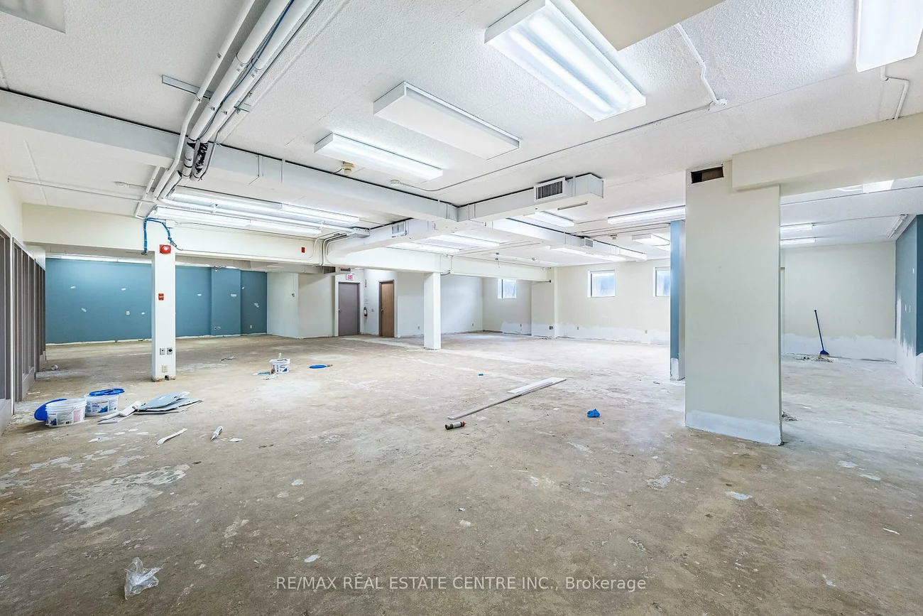 220, Advance, Steeles Industrial, Brampton