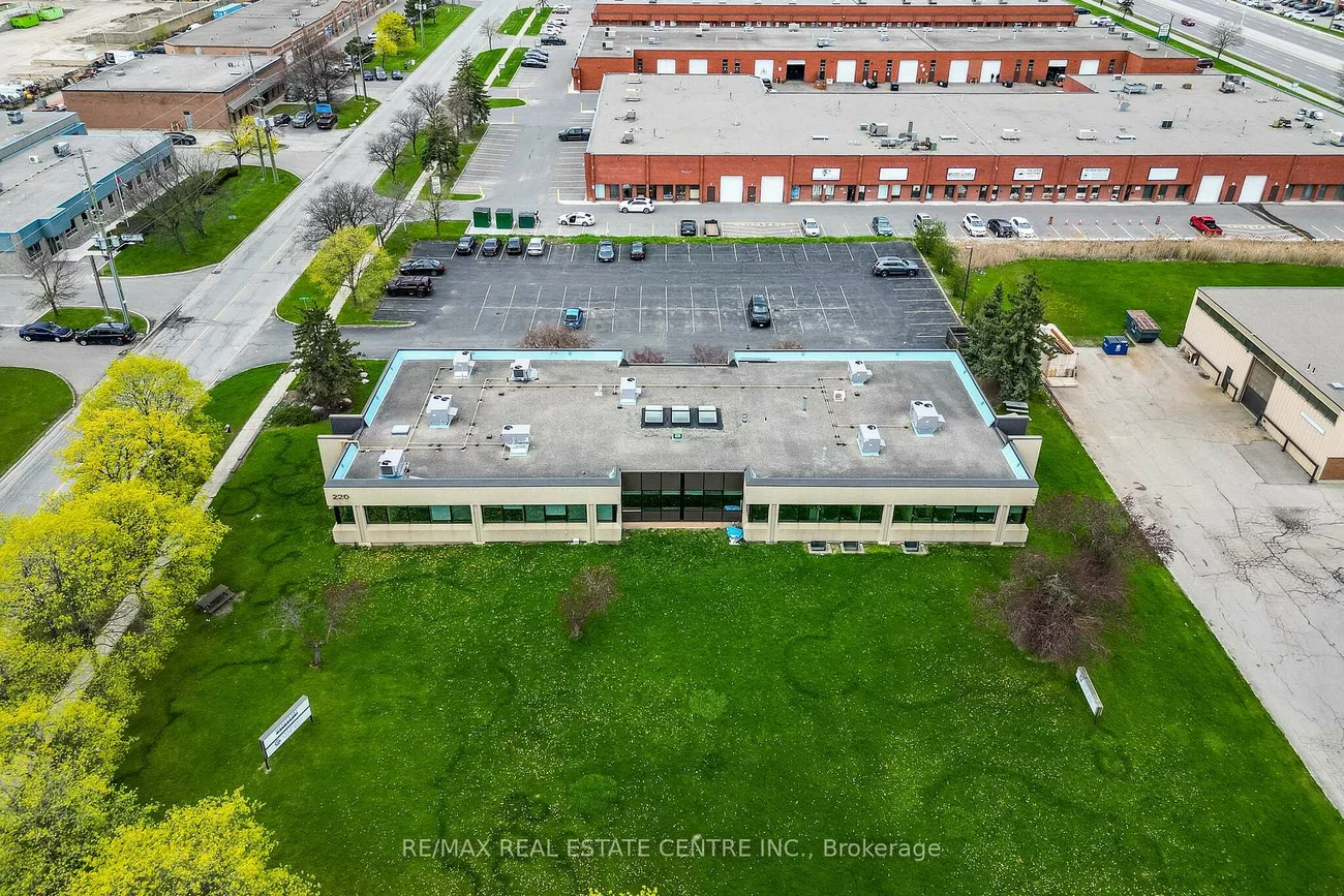 220, Advance, Steeles Industrial, Brampton