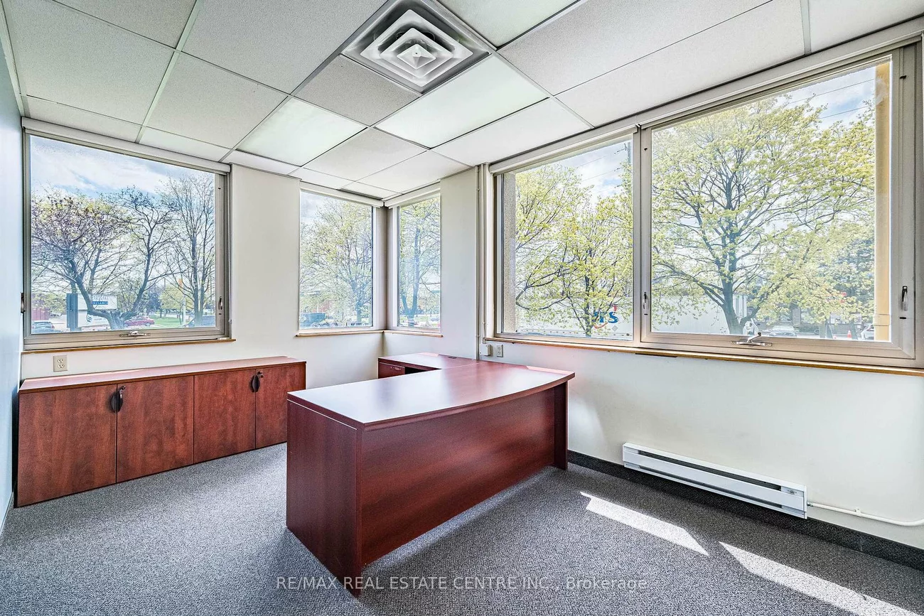220, Advance, Steeles Industrial, Brampton