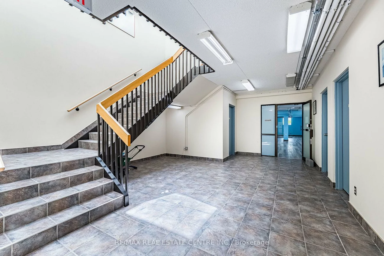 220, Advance, Steeles Industrial, Brampton