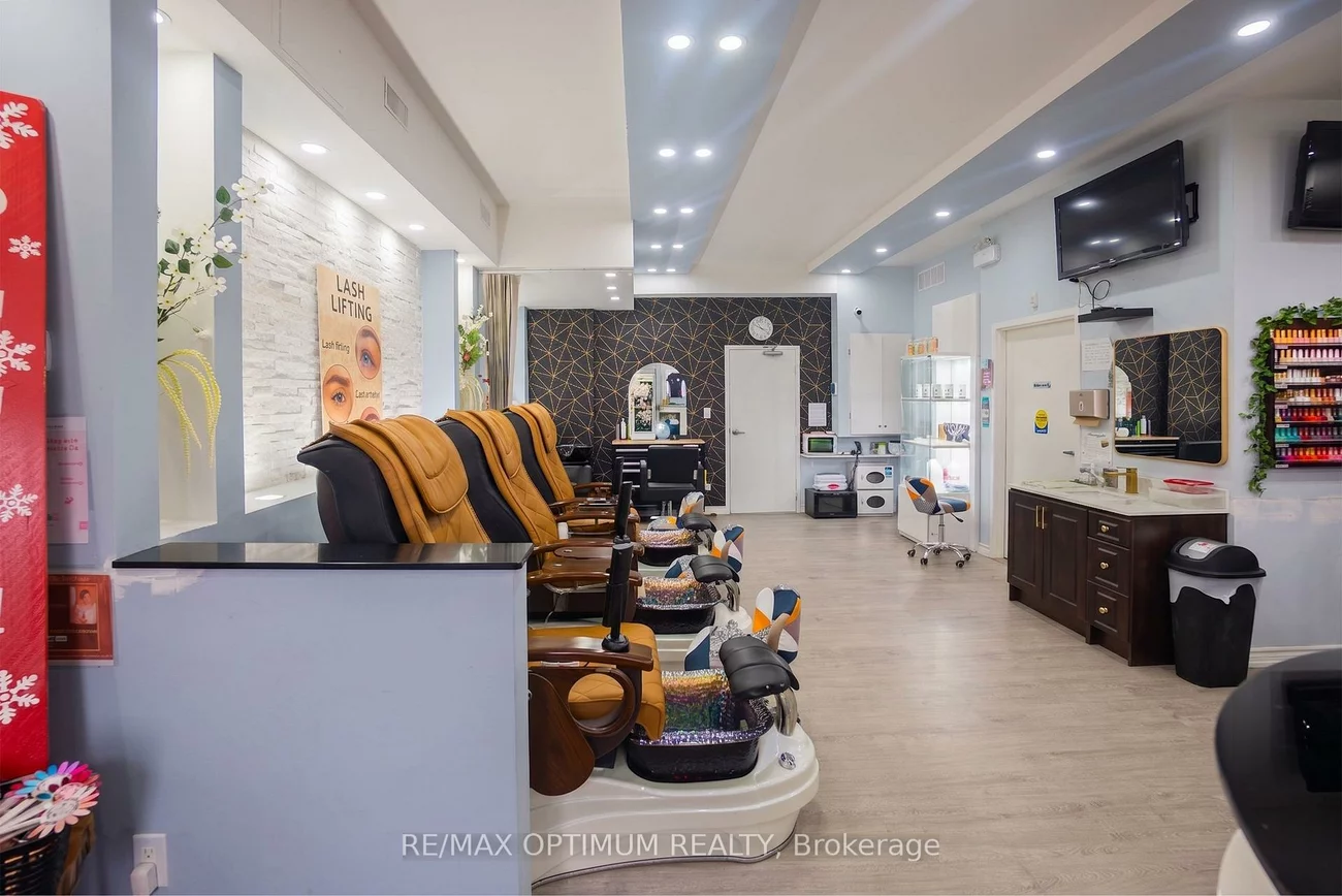64, chesterwood, Credit Valley, Brampton