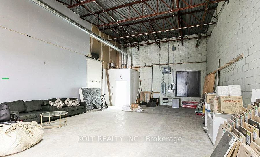 2074, Steeles, Steeles Industrial, Brampton