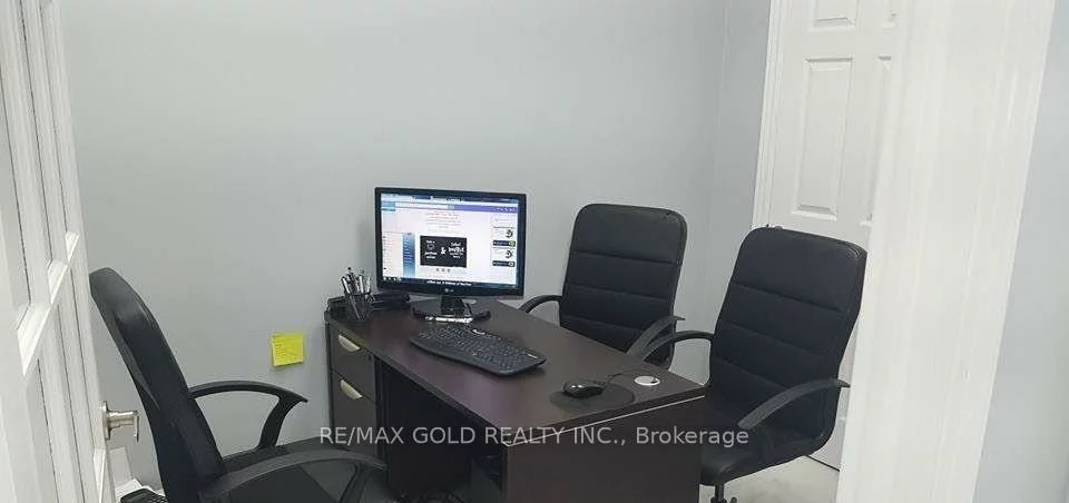 20, Maritime Ontario, Airport Road/ Highway 7 Business Centre, Brampton