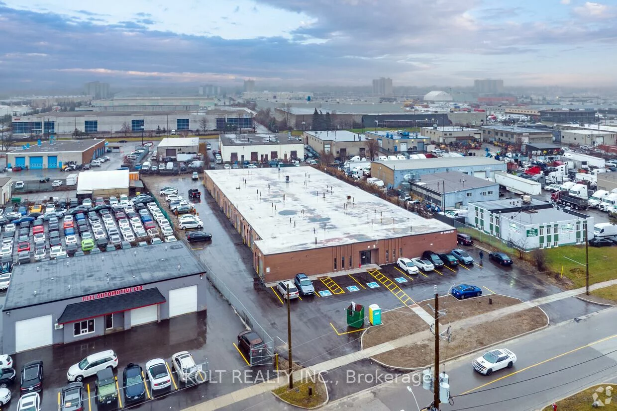 21, Hale, Brampton East Industrial, Brampton