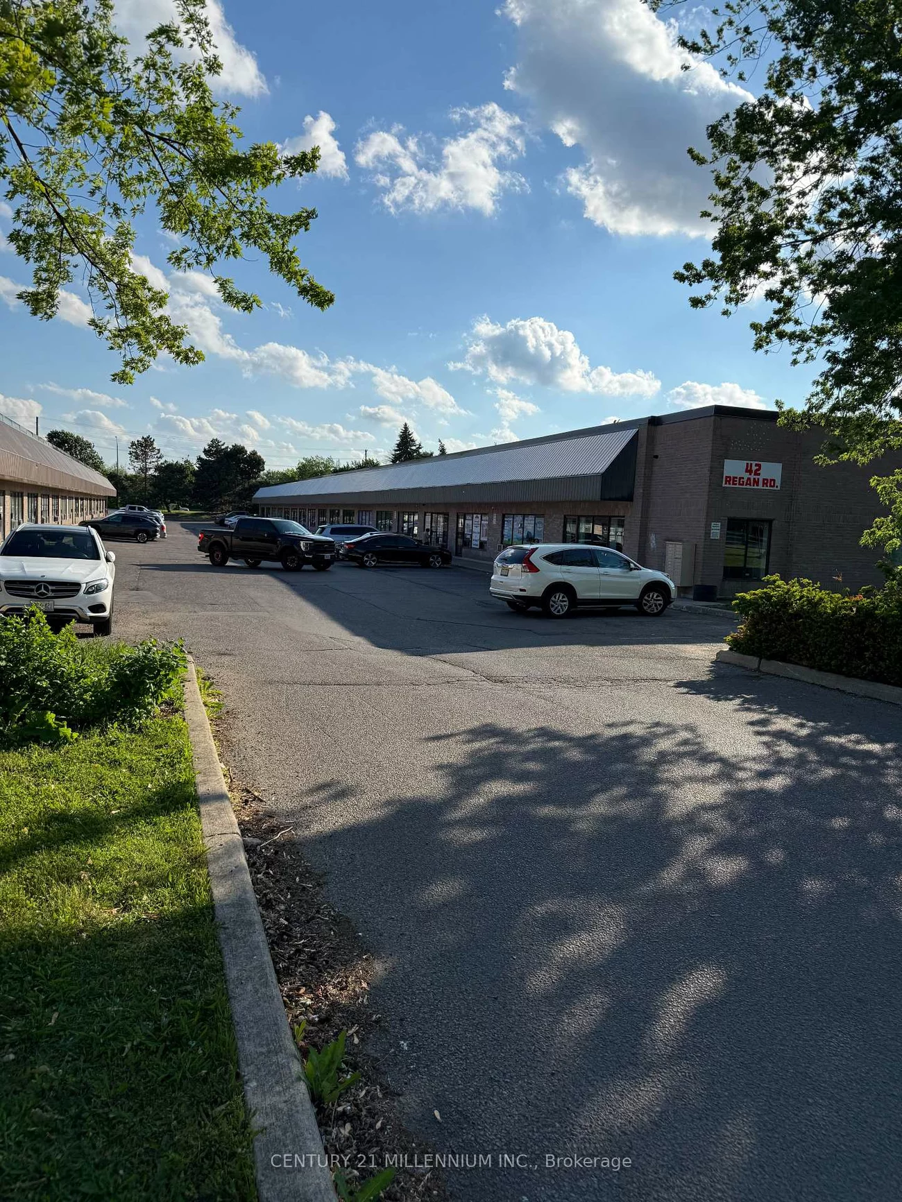42, Regan, Northwest Sandalwood Parkway, Brampton