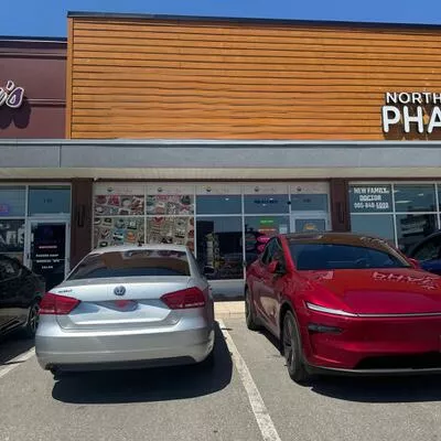 6475, Mayfield, Vales of Castlemore North, Brampton
