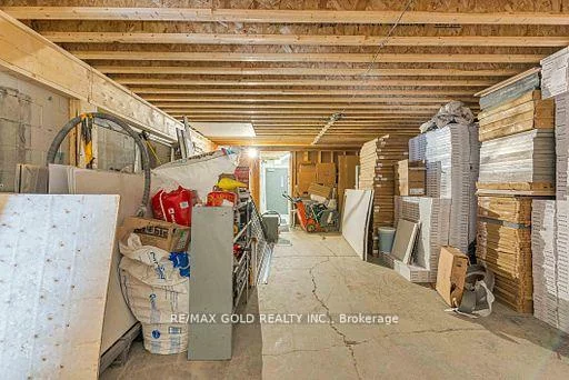 173, Advance, Steeles Industrial, Brampton