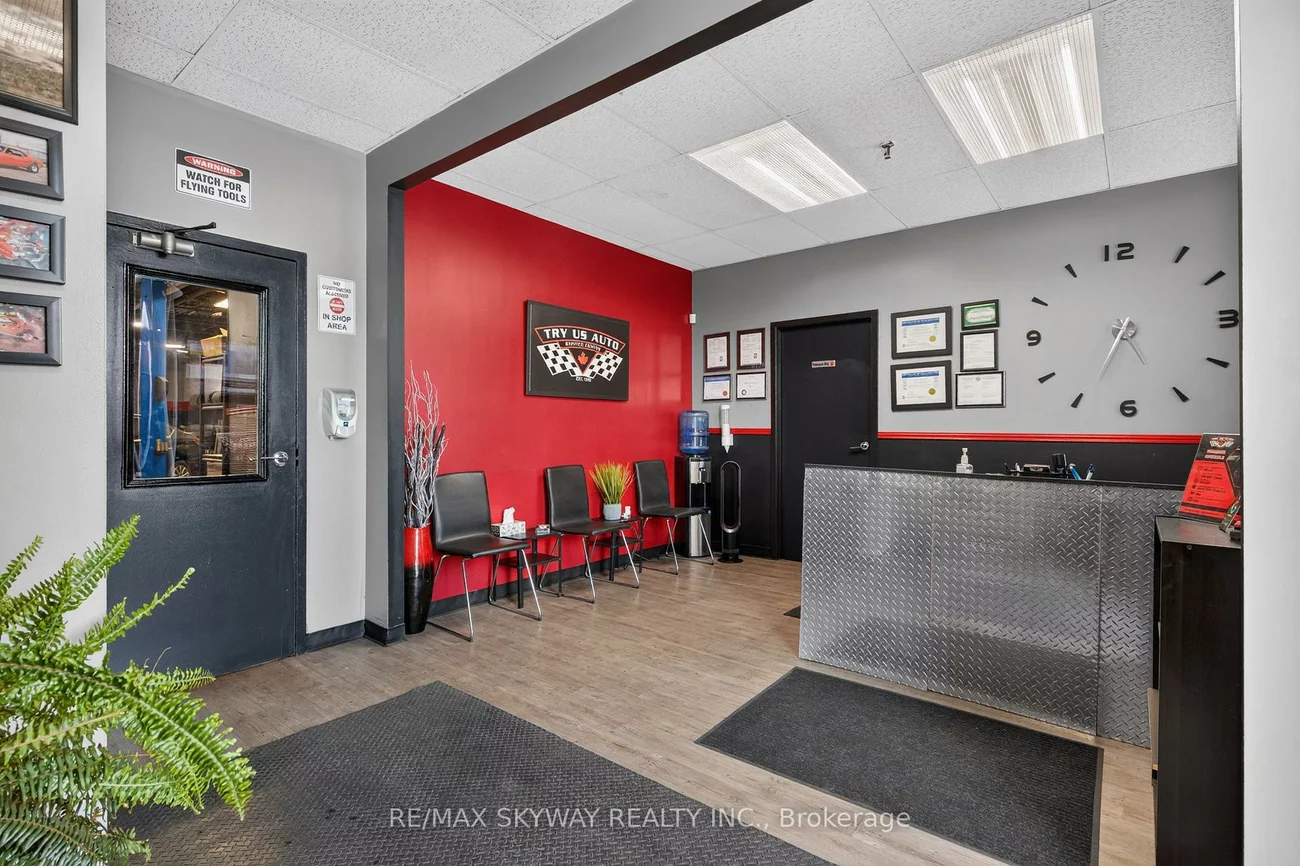 181, Rutherford, Brampton East Industrial, Brampton