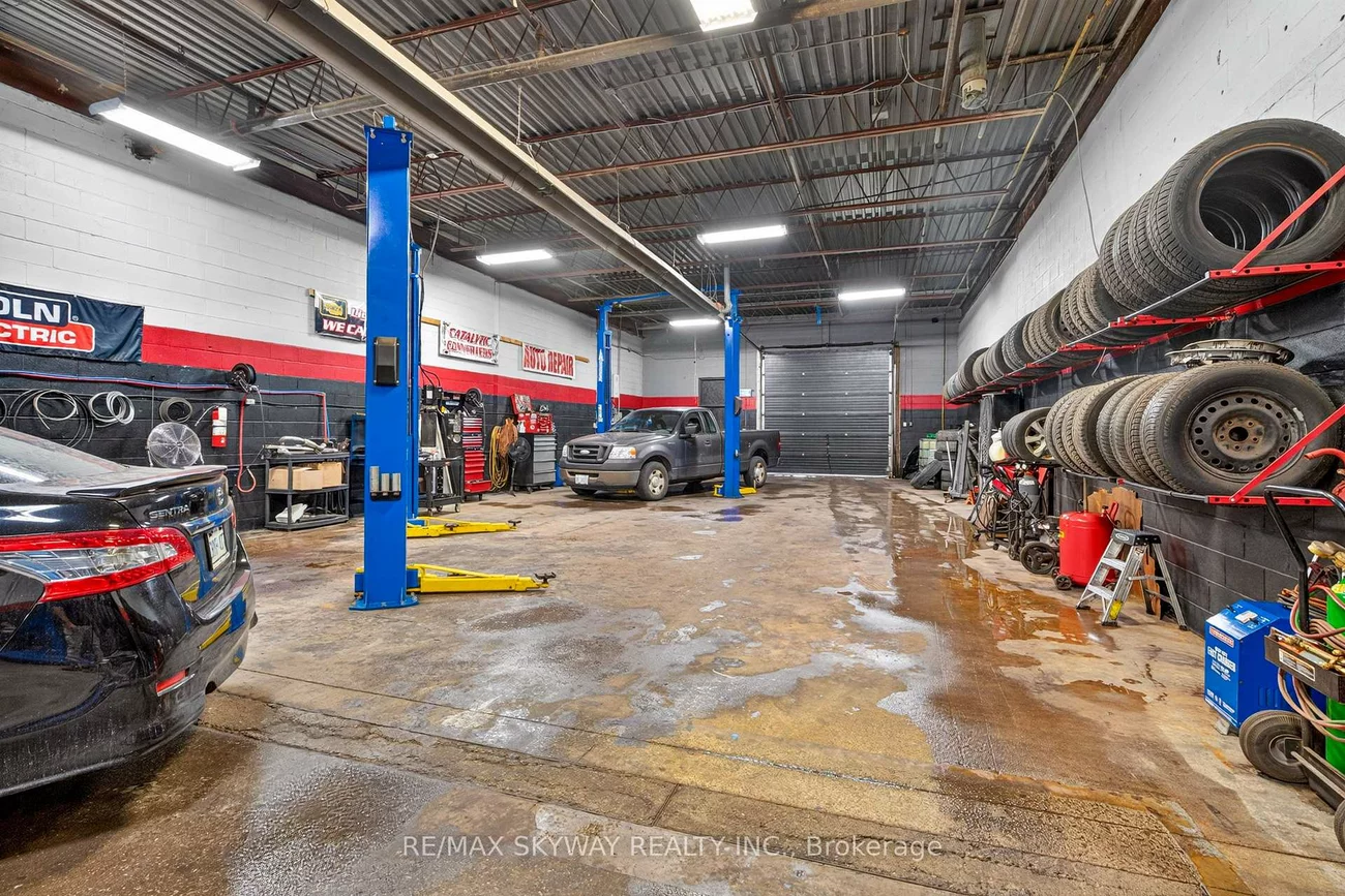 181, Rutherford, Brampton East Industrial, Brampton