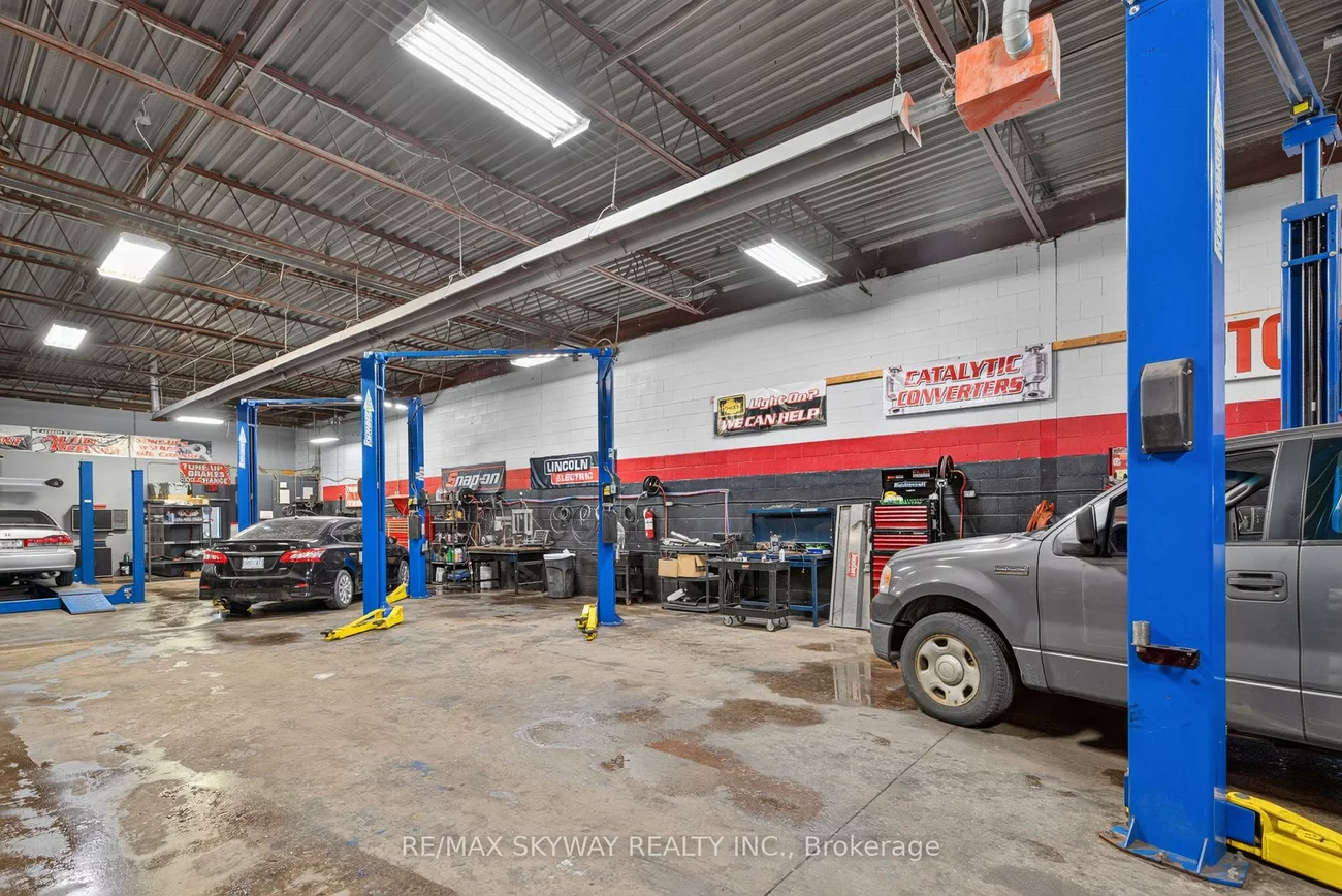 181, Rutherford, Brampton East Industrial, Brampton