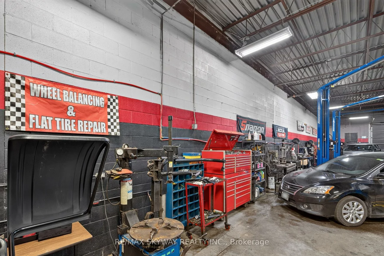 181, Rutherford, Brampton East Industrial, Brampton