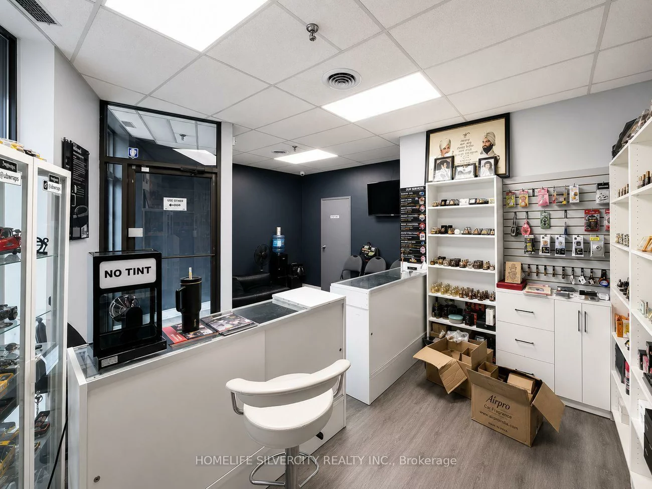 1730, Steeles, Avondale, Brampton