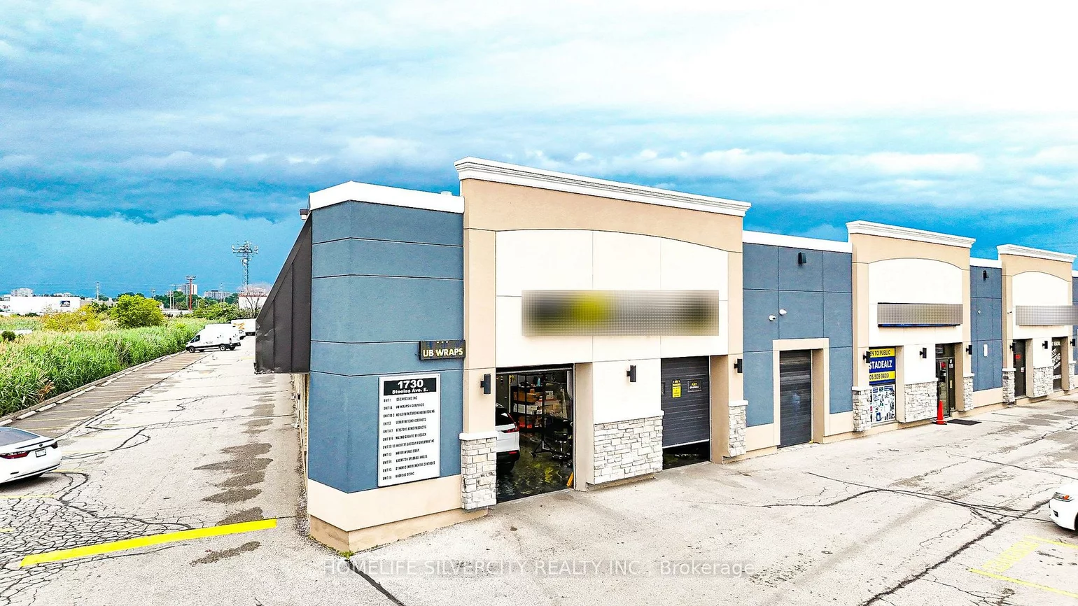 1730, Steeles, Avondale, Brampton