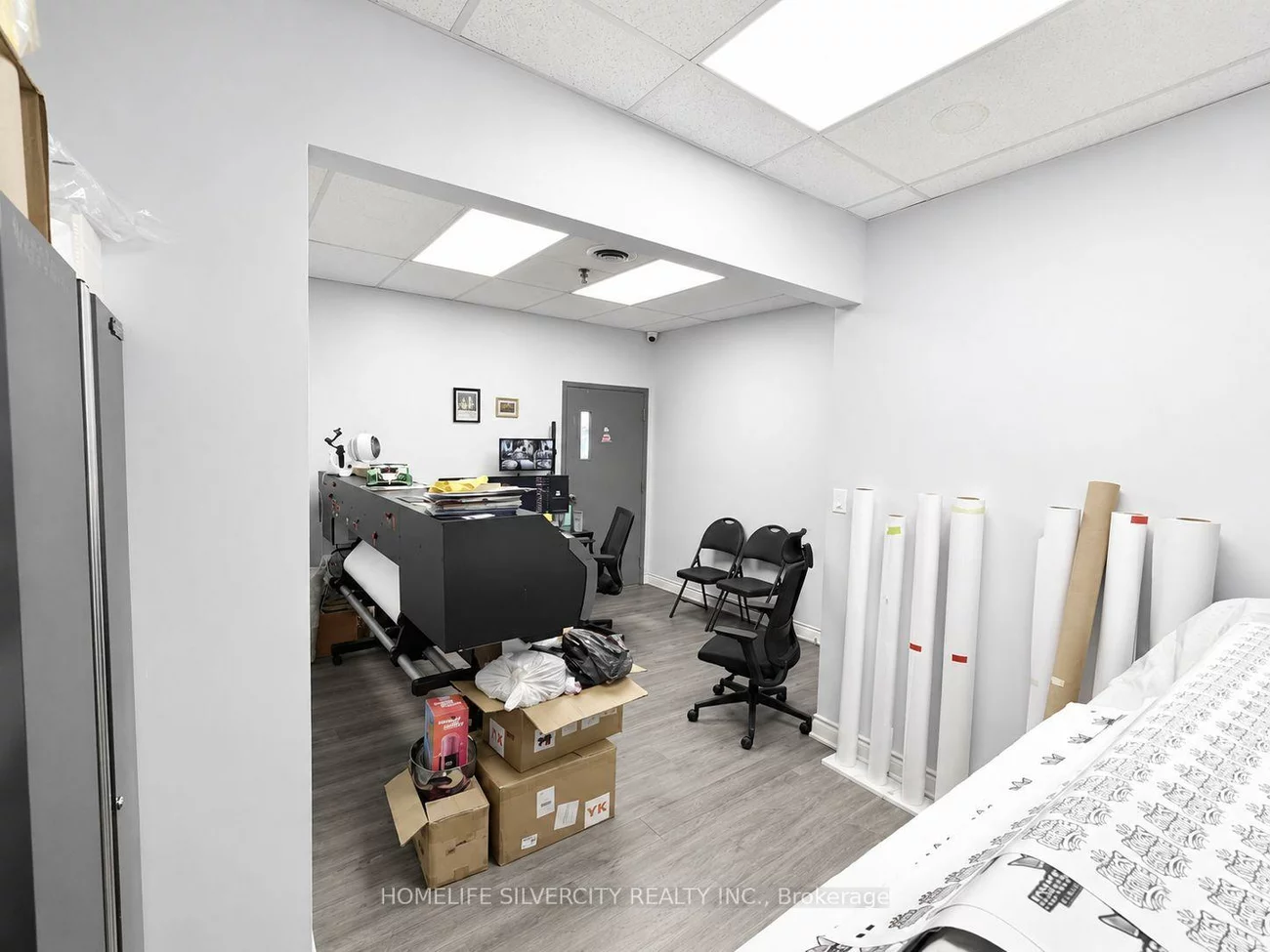 1730, Steeles, Avondale, Brampton