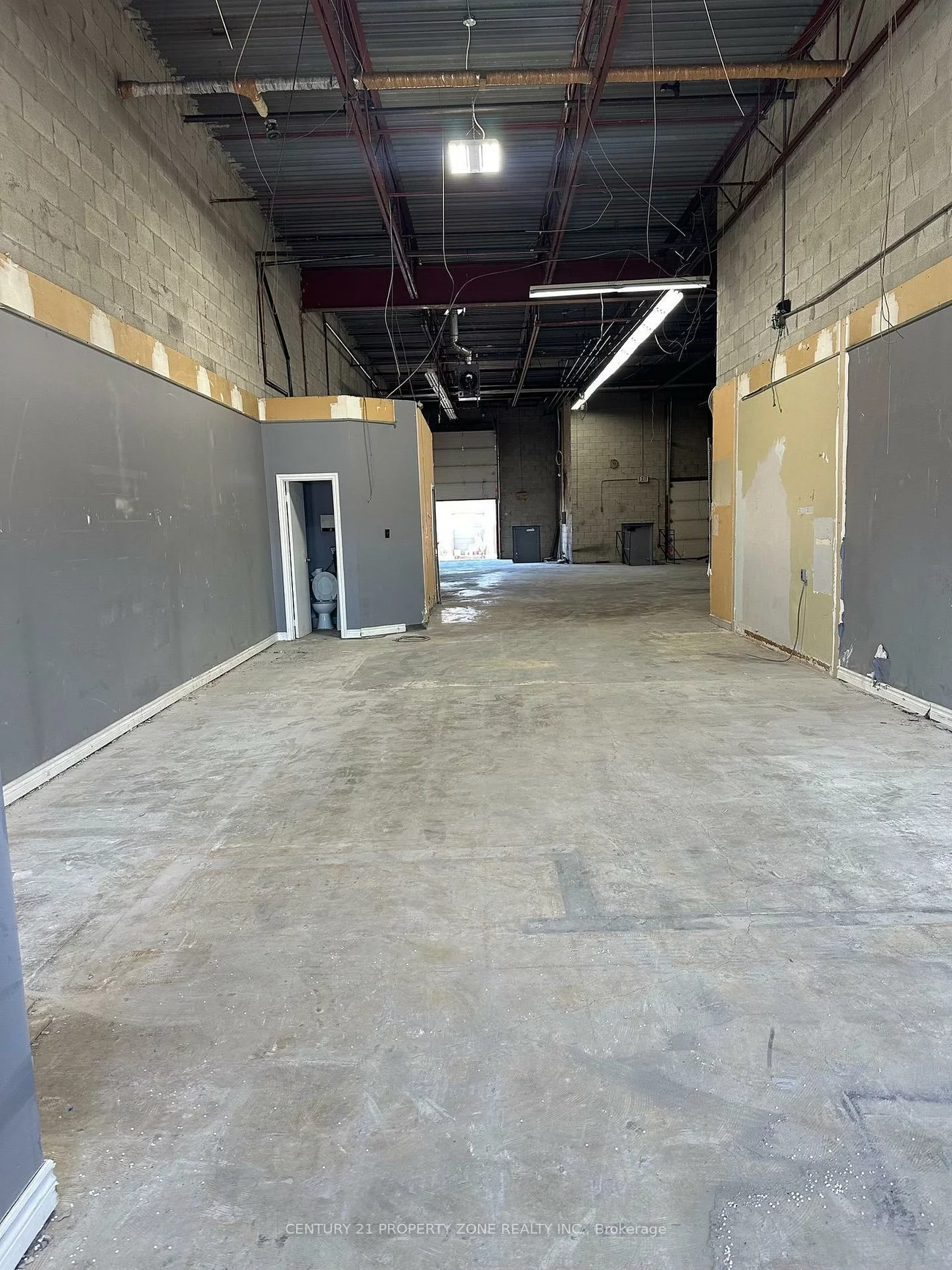 173, ADVANCE, Steeles Industrial, Brampton