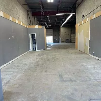 173, ADVANCE, Steeles Industrial, Brampton