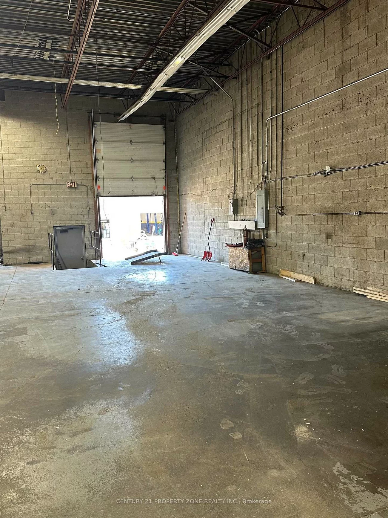 173, ADVANCE, Steeles Industrial, Brampton