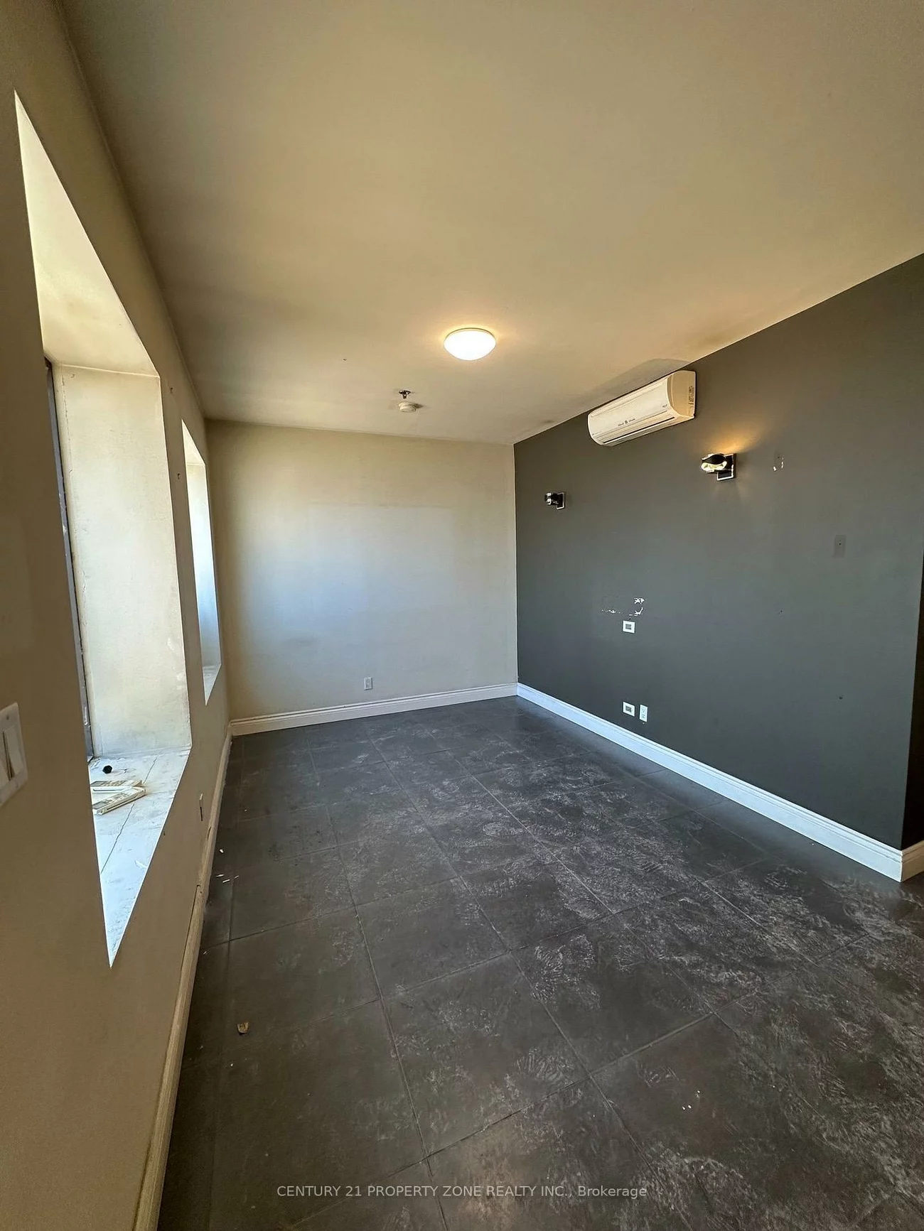 173, ADVANCE, Steeles Industrial, Brampton