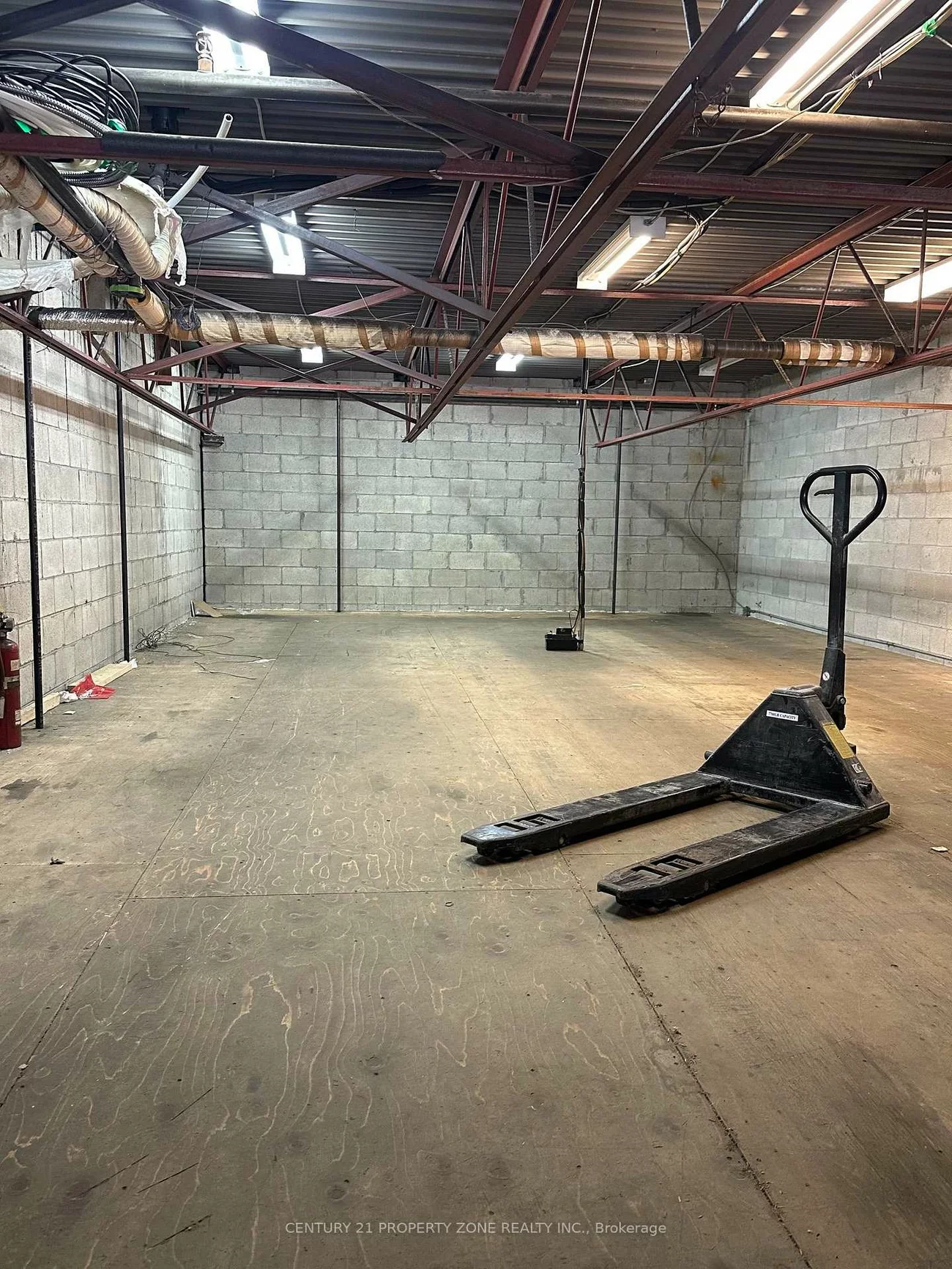 173, ADVANCE, Steeles Industrial, Brampton