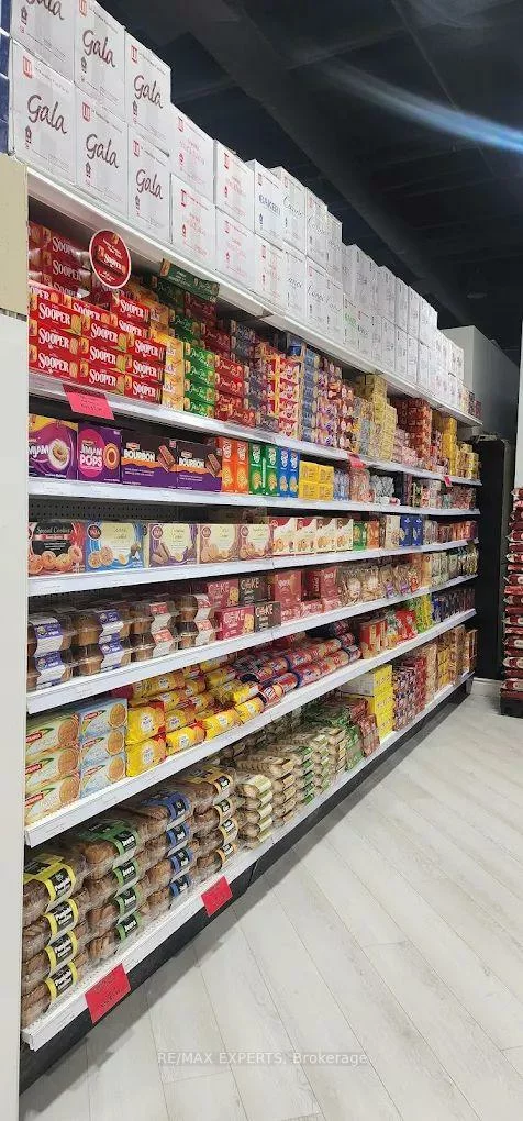 5, Montpelier St Unit 106, Brampton, Northwest Brampton, Brampton