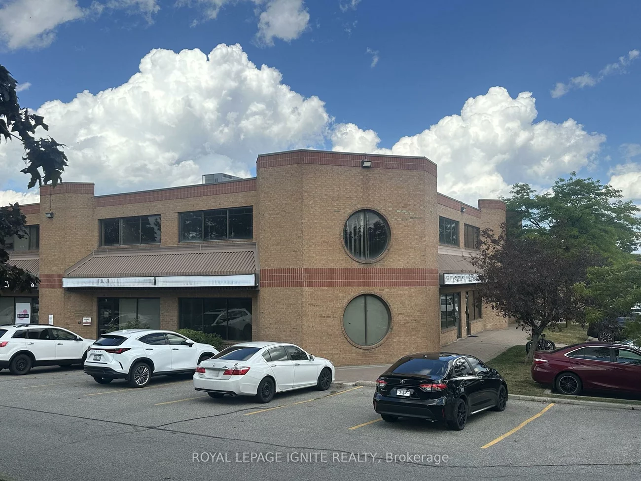 14, Automatic, Gore Industrial North, Brampton