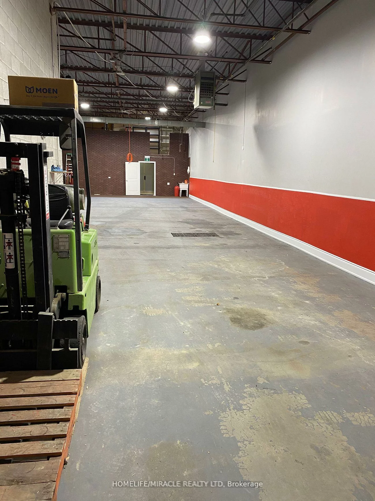 30, Hale, Brampton East Industrial, Brampton