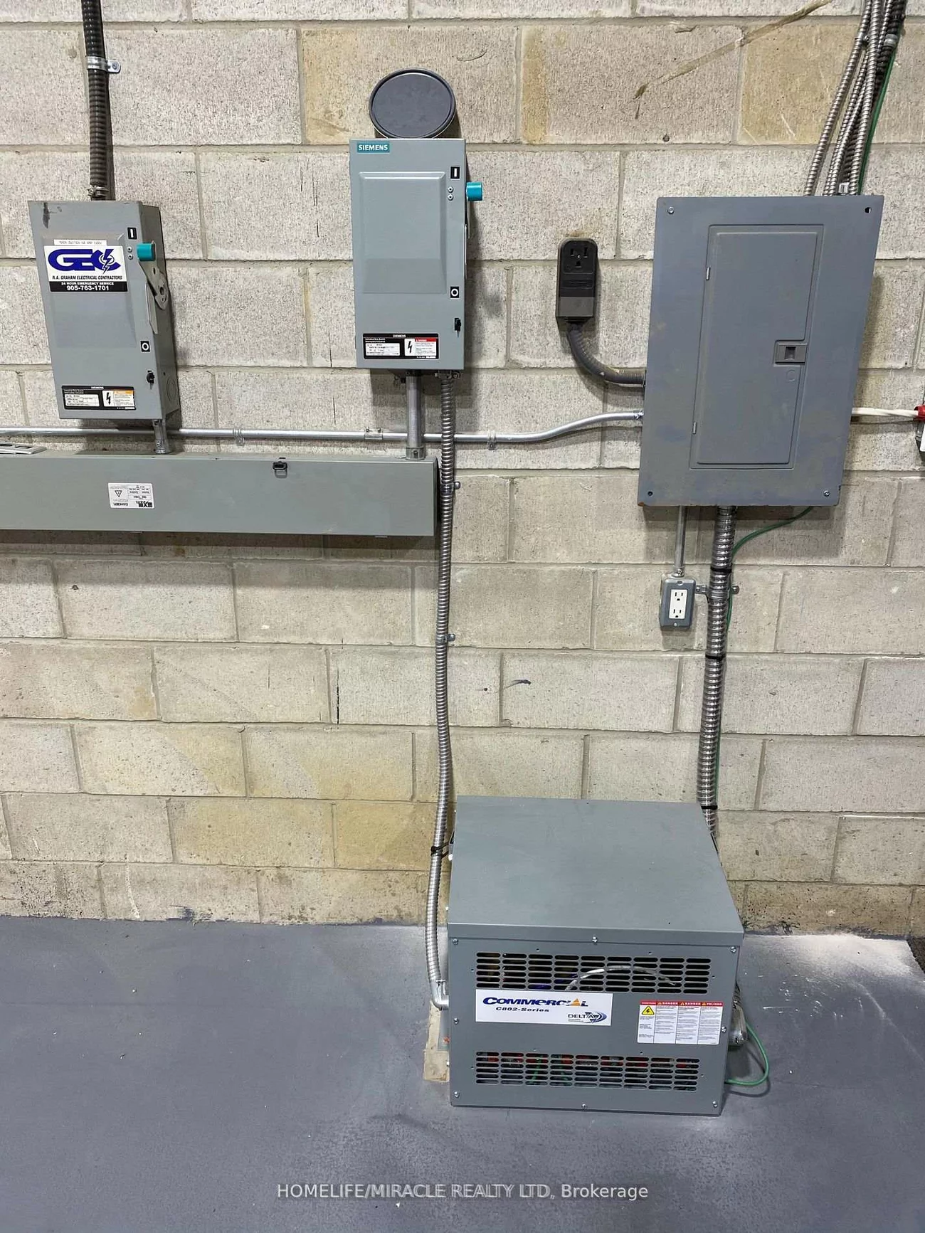 30, Hale, Brampton East Industrial, Brampton