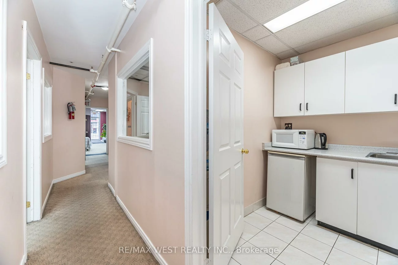 2565, Steeles, Steeles Industrial, Brampton