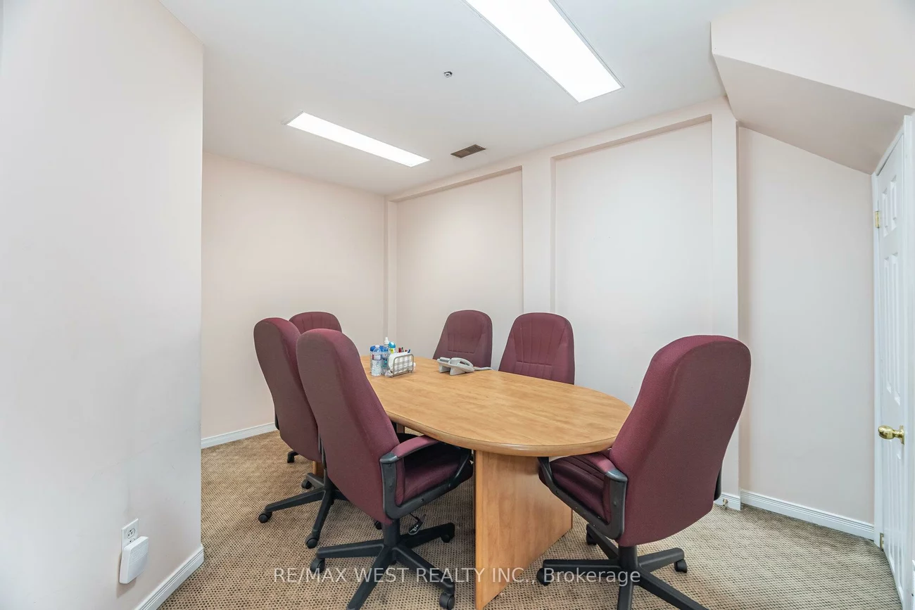 2565, Steeles, Steeles Industrial, Brampton