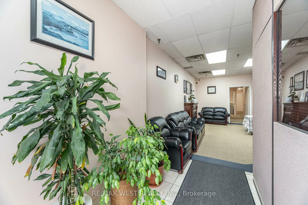 2565, Steeles, Steeles Industrial, Brampton