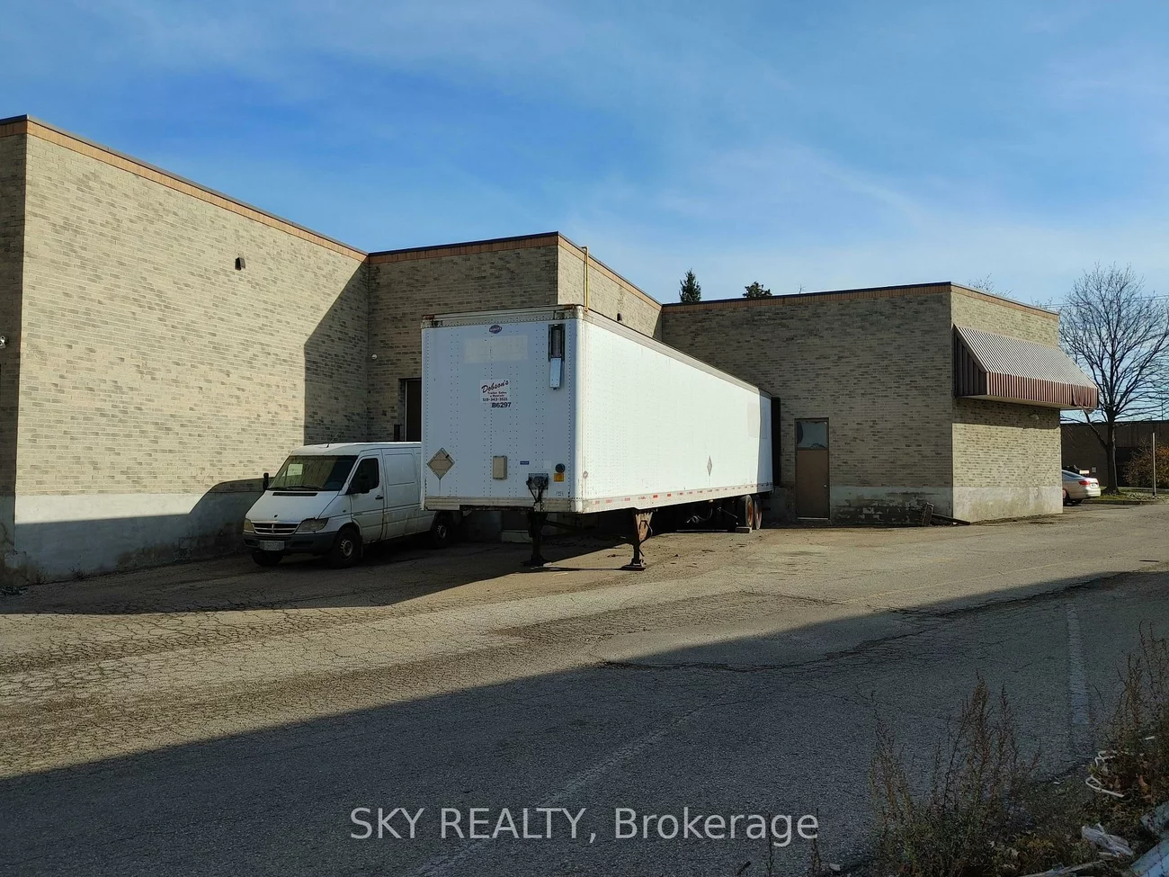 140, Advance, Steeles Industrial, Brampton